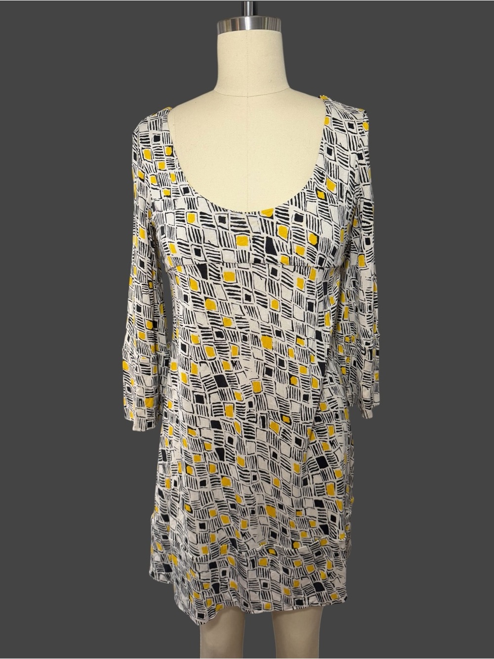 Diane Von Furstenberg Scoop Neck Geometric Dress in White, Black & Yellow
